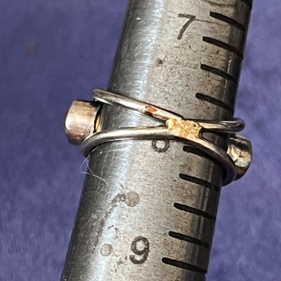 Sterling Silver Ring with Four Yellow Stones - Picture 10 of 10